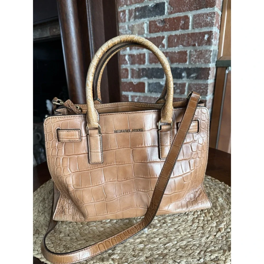 MICHAEL‎ MICHAEL KORS DILLON EW SATCHEL Embossed leather BAG